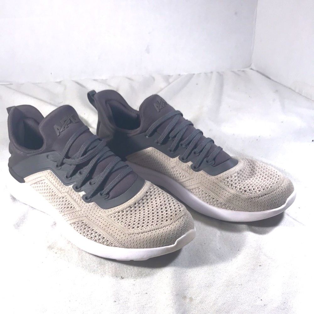 APL Techloom Tracer Women’s Lycra Knit-style Running Sneaker Dark/Light Gray